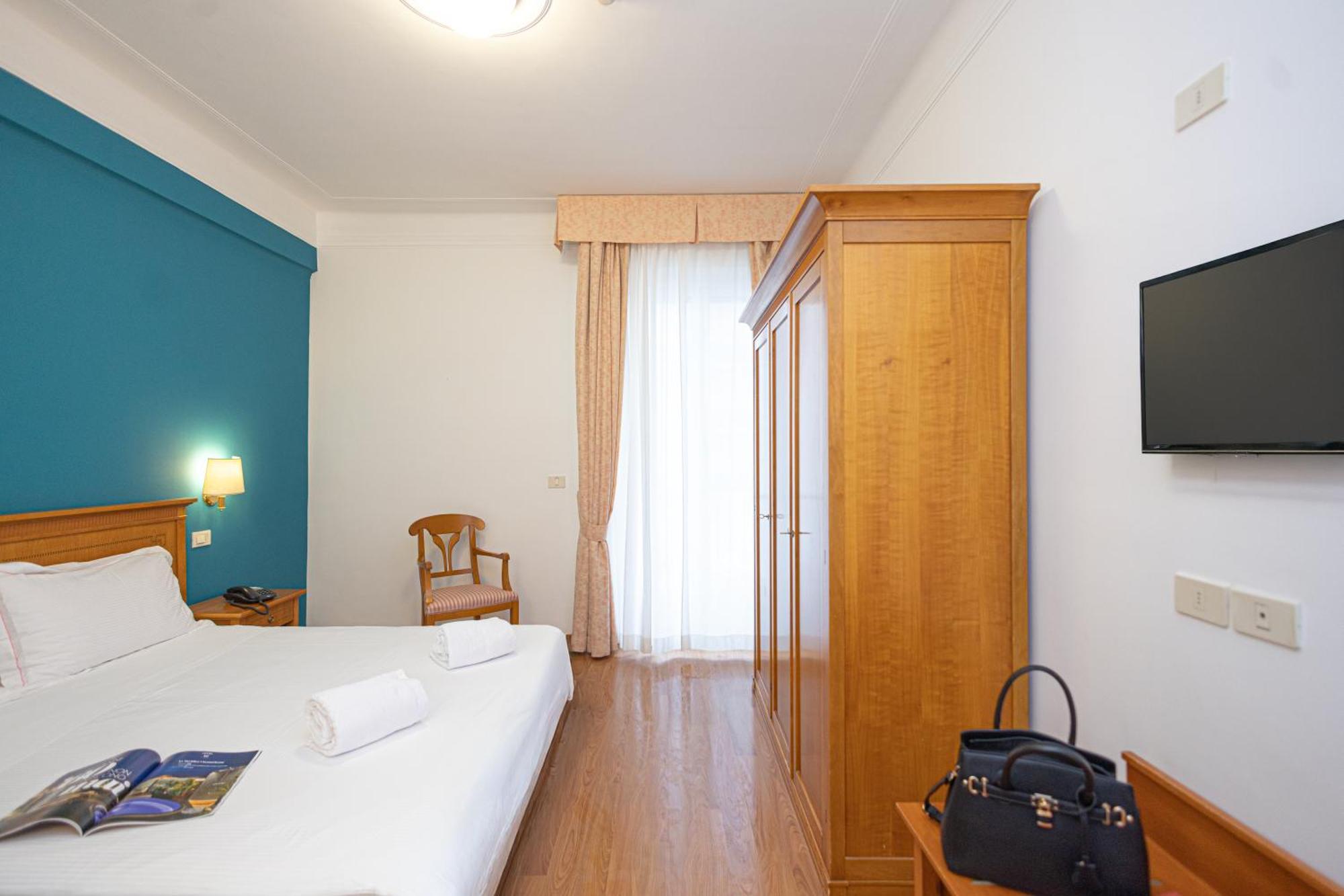 Hotel Majestic By Lvg Collection 4*