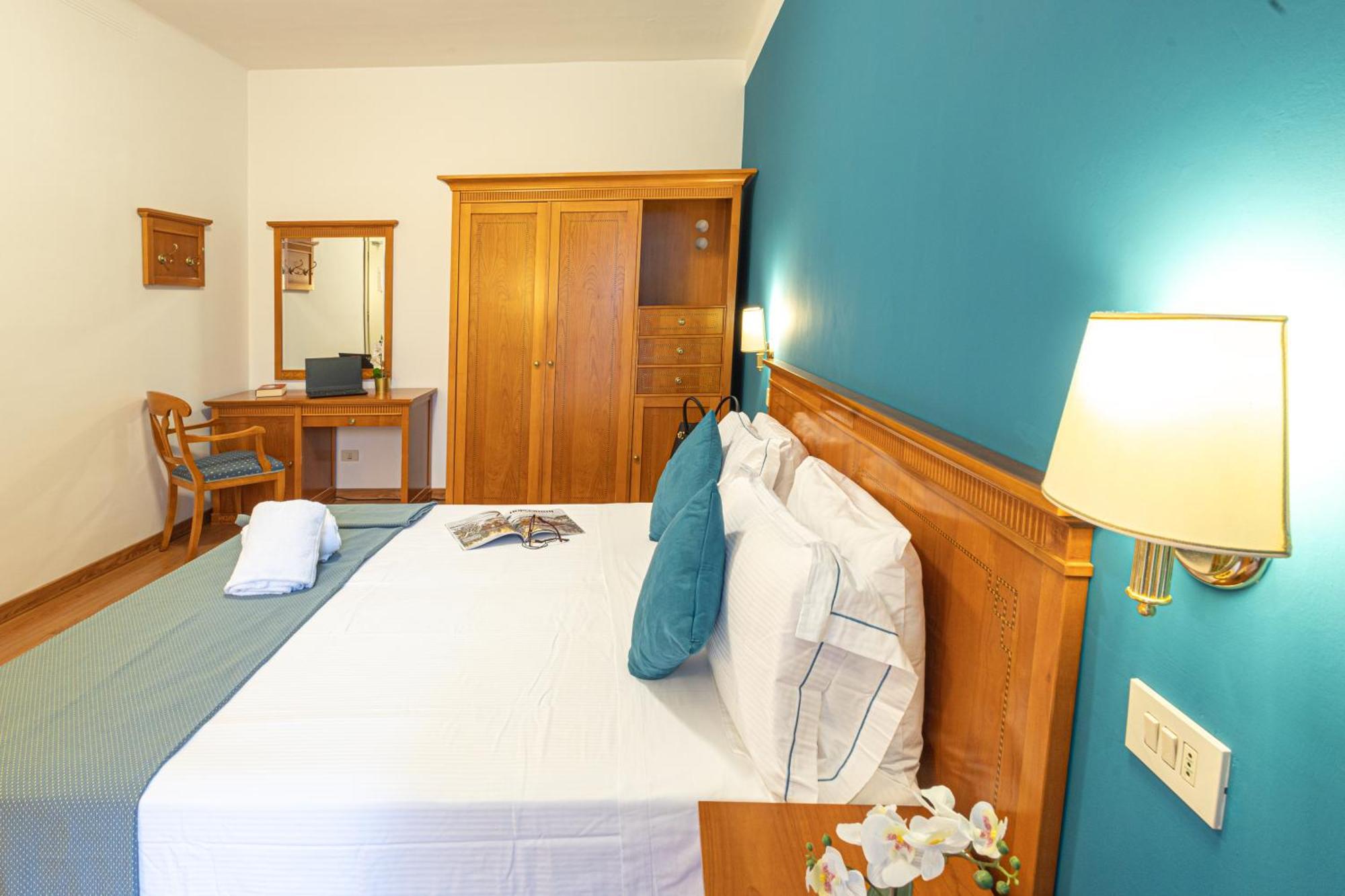 Majestic By Lvg Collection Hotel 4*